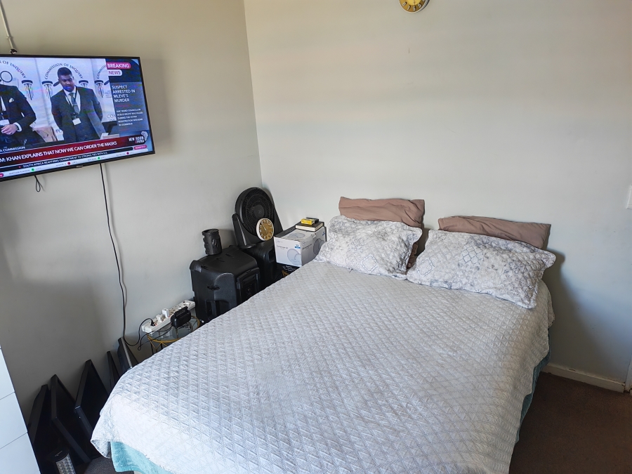 2 Bedroom Property for Sale in Guldenland Western Cape